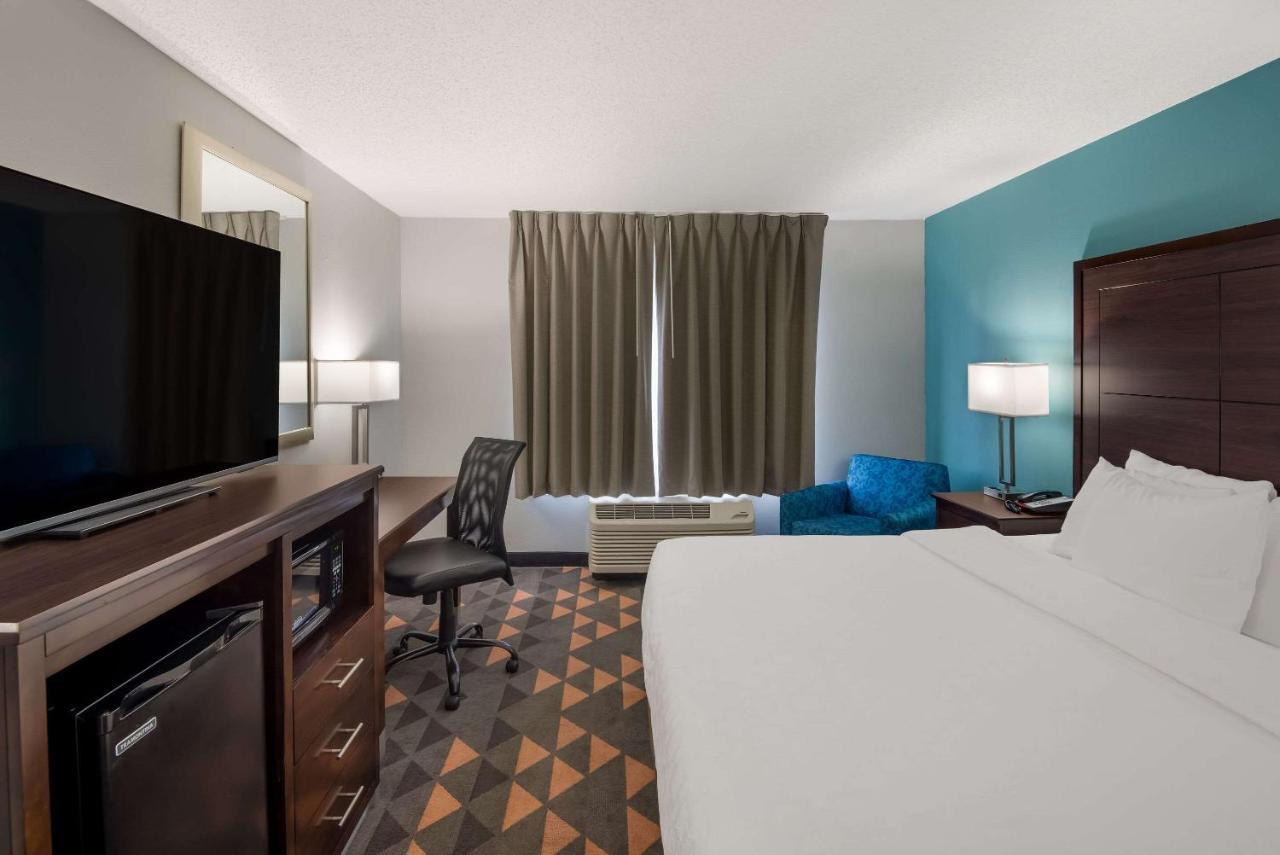 Clarion Pointe Indianapolis Northeast Hotell Castleton Exteriör bild