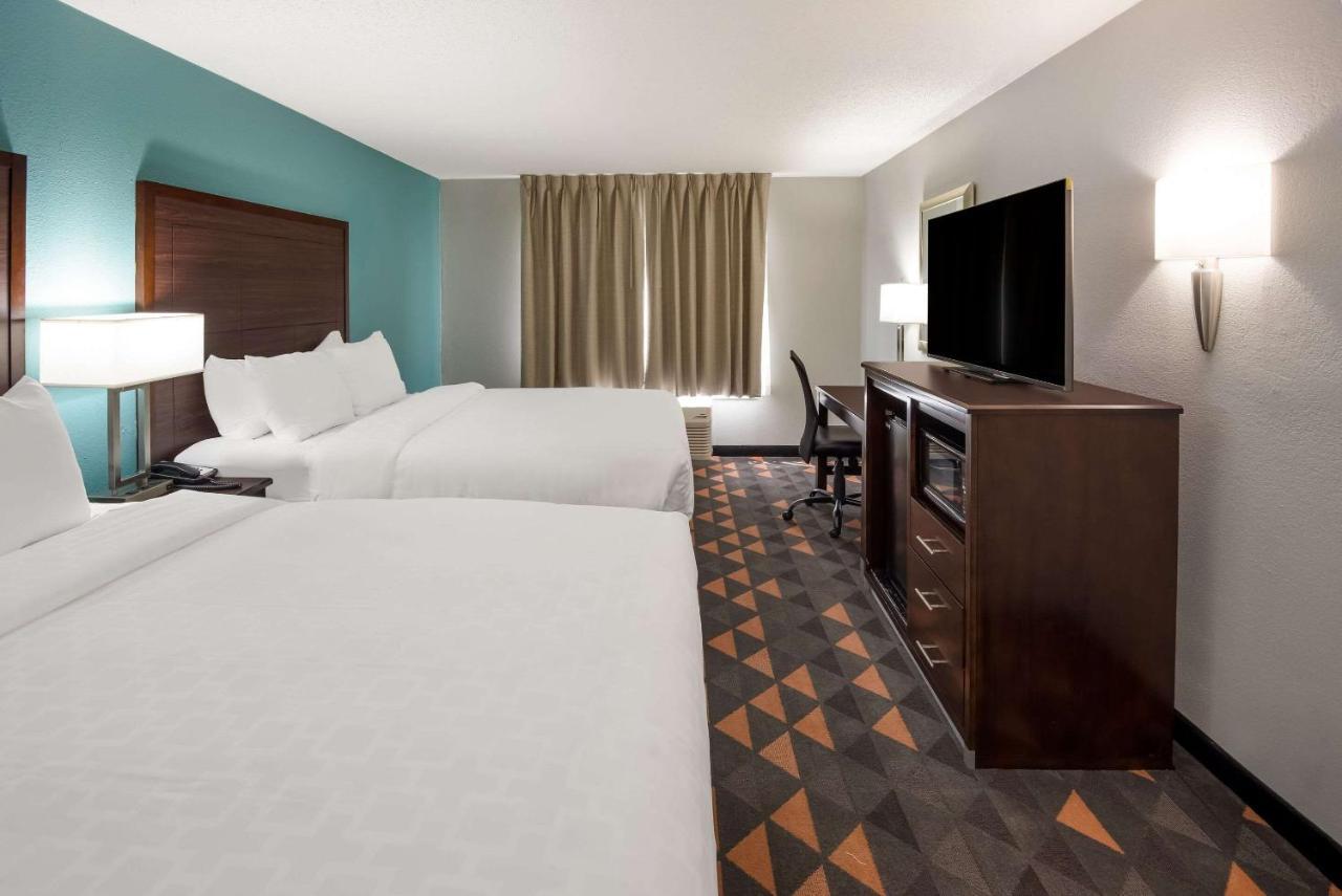 Clarion Pointe Indianapolis Northeast Hotell Castleton Exteriör bild