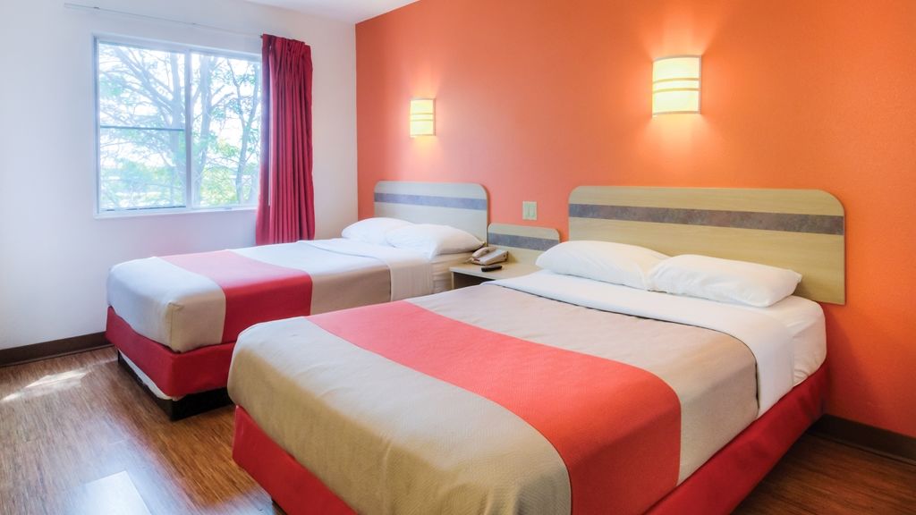 Clarion Pointe Indianapolis Northeast Hotell Castleton Rum bild